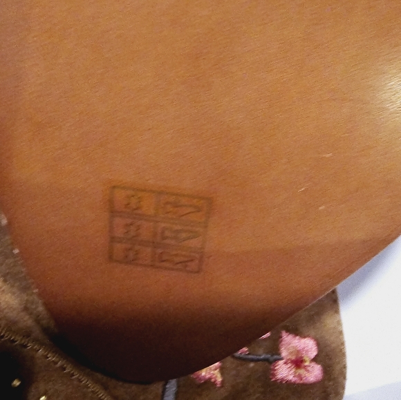 new New 💯 % beautiful  embroidery  boot... - Picture 6 of 10